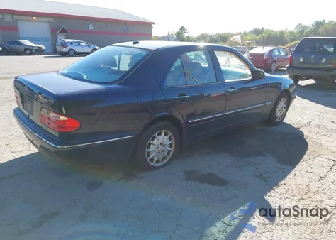 2001 Mercedes-Benz E 320 4M из США, поврежденный, VIN WDBJF82J41X059051